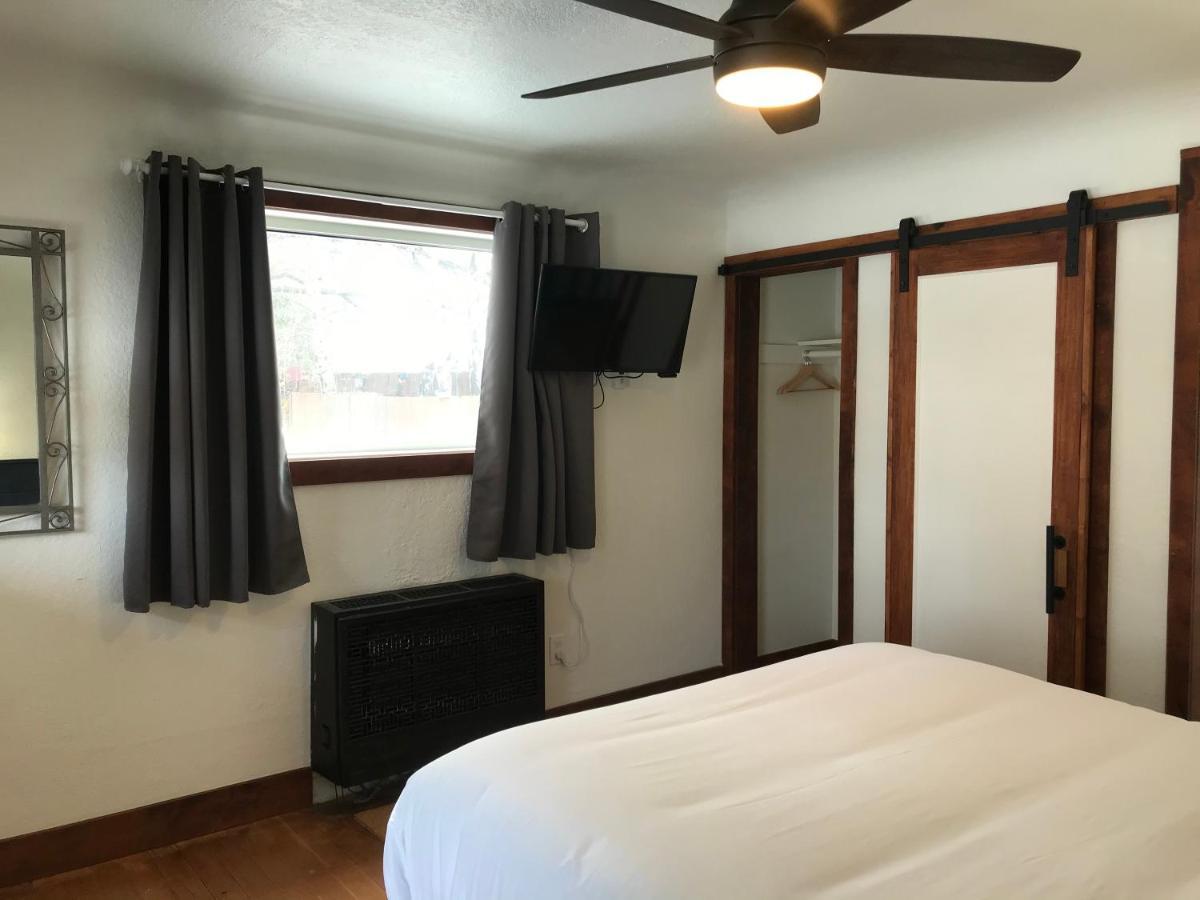 Left Coast Lodge - Pet Friendly Sisters Exterior foto